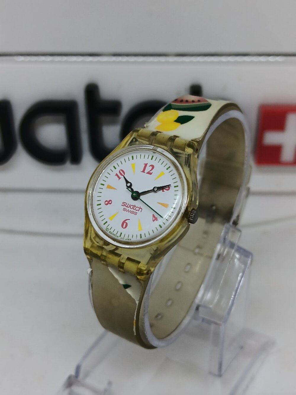 VINTAGE 2005 Swatch LK253 "Fruit Cocktail" Women's 25mm Swiss Watch NEW BATTERY